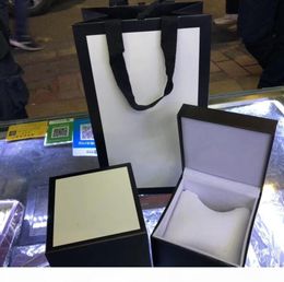 s New Original White Gi Fashion Brand High Quality Watch Box Luxury Watch Boxes Casual Jewellery Box Dark Brown Gift Boxs9220421
