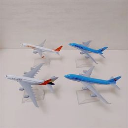 Korean Boeing B747 Airbus A380 JEJU JIN TWAY Boeing B737 SEOUL BUSAN Asiana Airbus A320 A380 Diecast Airplane Model Plane 16cm 240328