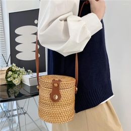 Duffel Bags Handwoven Female Shoulder Bag Adjustable Strap Rattan Composite Large-capacity Durable Storage Ladies Shopping Trip