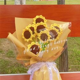 Decorative Flowers 1Pcs Daisy Sunflower Knitted Flower Crochet Hand Woven Bouquet Wedding Party Decor Homemade Teacher's Mother's Day Gifts