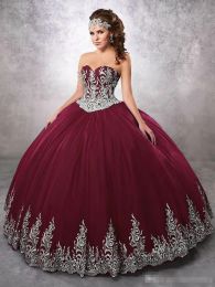 Dresses Cheap Burgundy Beaded Ball Gown Quinceanera Dresses Sweetheart Neckline Appliques Prom Gowns With Jacket Tulle Laceup Back Sweet