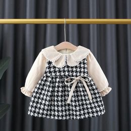 Fall winter born baby girls clothes outfits velvet warm bow plaid dress for clothing 1 year birthday dresses 240329