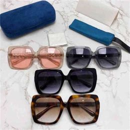 2024 10% OFF Luxury Designer New Men's and Women's Sunglasses 20% Off Fashion Version Hot family box personalized leg Chen net red same