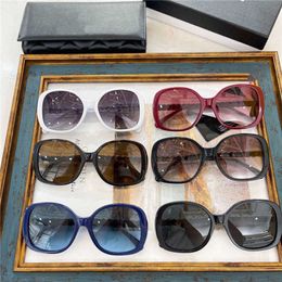 2024 Top designers New luxury designer new fashion simple box shows thin star sunglasses CH5470Q