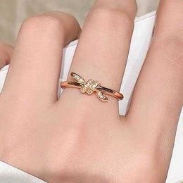 Designer Brand TFFs Simple Temperament Knot Ring for Women 925 Sterling Silver Plated 18K Gold Diamond Twisted Bow