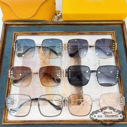 2024 Designer fashion New luxury designer types Luo Yijia sunglasses metal big square net red INS the same type of Personalised LW40669 Sunglasses