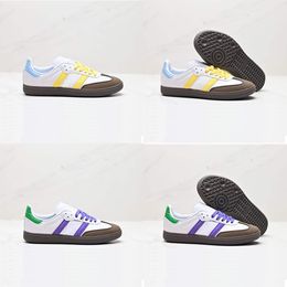 Anti Slip Transparent Rubber Board Shoes Classic Sports Shoes Suede Leather Upper Comfortable To Wear Paired With Raw Rubber Outsole Retro Style 8349