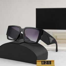 luxury designer New generous frame for men women square face display small and fashionable sunglasses