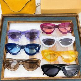 2024 New High Quality New luxury designer sunglasses Luo Yijiafeng Female Stars Same Cat Eye Sunglasses Male Fashion LW40096I