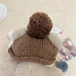 Dog Apparel Comfortable Pet Hat Warm Cosy With Soft Ball Stylish Winter Accessories For Cats Dogs Cute Dress Weather
