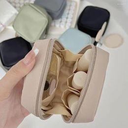 Storage Bags Portable Nylon Bag Zipper Closure With Handle Compact Easy To Carry Lipstick Earphone Organizer