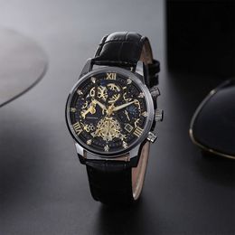 44 Fashion Multifunctional Quartz Business Three Eyelids with Waterproof Watch, Luminous Men's Watch