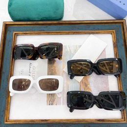 luxury designer sunglasses G Family's New Online Red Individualised Box Women's Versatile Advanced Sunglasses GG0811S
