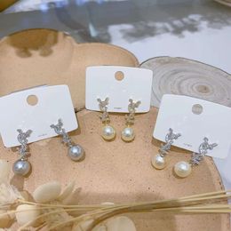 Light Full Diamond Letter Pearl Sense of , Small Fragrance, and Celebrity Earring with A Niche Design. New Popular Earrings on the Internet