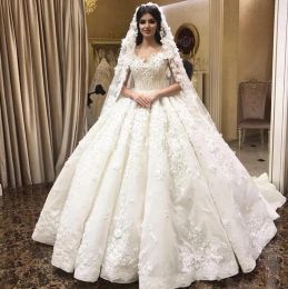 Dresses Arabic Dubai Beaded Lace Ball Gown Wedding Dresses 3DFloral Appliques Off Shoulder Bridal Dress Chapel Train Wedding Gowns For Br