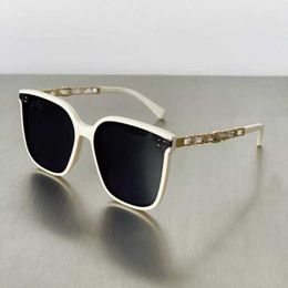 New designer sunglasses Men's Luxury Designer Women's Sunglasses Small fragrant summer premium ins2022 Polarised Sun Protection large face thin box