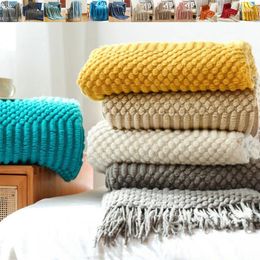 Blankets 1PC Nordic Knitted Shawl Sofa Blanket With Tassels Scarf Emulation Fleece Throw TV Bed End Decor Drop Ship