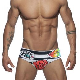 Mens Swim Briefs Sexy Swimming Short Water Sport Beach Pants Swimsuit Strips Swimwear Sexy Male Suilt Surfing Rose Swim Wear 240325