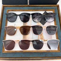 quality fashionable luxury designer sunglasses New Box Fashion for Women 7216 High Quality Rose Powder Plate Advanced Sensory Sunglasses