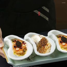 Plates 1PC Irregular Ceramic Plate Oyster-shaped Dinner Dessert Fruit Snack Tray Decorative Seasoning Bowl