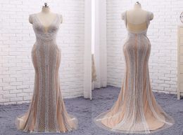 The Highend Custom Elegant Atmosphere Heavy Evening Dress Lace Fishtail Handmade Beaded Pearl V Halter Collar Prom Dresses9128316