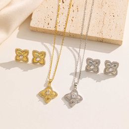 Pendant Necklaces Necklace female internet celebrity lucky grass zircon flower niche light luxury new design sense pendant temperament set titanium steel item