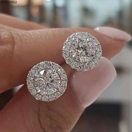 Huajie New 1 Carat Round Mosang Stone Earrings Plated with 18k White Zircon Engagement E9om