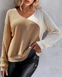 Women's T Shirts Casual Women Clothing V-Neck Colorblock Backless Pearls Decor Knit Long Sleeve Top Spring Solid Slim Elegant Blouse