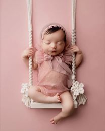 born Pography Props Baby Swing Chair Wooden Babies Furniture Infants Po Shooting Prop Accessories 240410