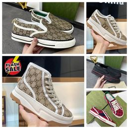 Tennis 1977s Sneaker Designers Canvas Casual Shoe Women Men Shoes Ace Rubber Sole Embroidered Beige Washed Jacquard Denim Fashion Classic size 35-45