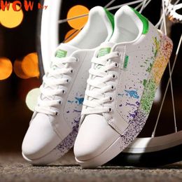 Casual Shoes Men Women Vulcanized Fashion Sneakers Light Breathable Student White Sports Flat