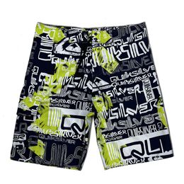 2023 Mens Sports Quick Drying Beach Pants Q31 Loose and Leisure Vacation Peach Skin Velvet Surfing 5/4 Shorts