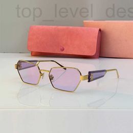 Sunglasses designer sunglasses miui ladies Unique Charm New European American style Modern Trend Rectangular lunette soleil 5NVC