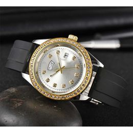 Designer Autumn New Lao Brand Diamond Face Tape Double Calendar 40mm Mens Quartz Watch