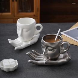 Mugs European Style Retro Ceramic Face Imitation Coffee Cup Creative Palm Tray High Beauty Tea Exquisite Milk With Spoon