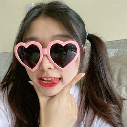 Sunglasses Women's Large Frame Heart-Shaped Outdoor Casual Sun Glasses For Women Cute Girl UV Protection Eyewear UV400