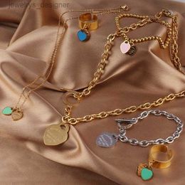 Designer Halskette Mode Stahl Edelstahl Halsketten Herz Liebe doppelt für Frauen Gold Sier Color Halsklearsache