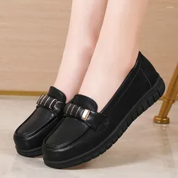 Casual Shoes Style Women Loafers Fashion Korean Trend Metal Decoration Leather Convenient Slip On Walking