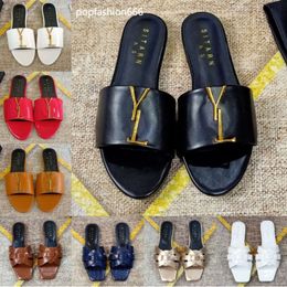 Luxury Metallic Slide Sandals Designer Slides Womens Slippers Shoes Summer Fashion Wide Flat Flip Flops Slipper For Women With Box Size 37-42 Fashion Shoes 346546