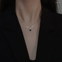 Pendant Necklaces Simple Black Square Necklace Women's Retro Sweater Collarbone Chain Wedding Party Jewellery Gift JewelryWholesale