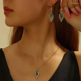 Necklace Earrings Set 2 Pcs Leaf Shape Pendant Shiny Gold Color Adjustable Chain Exquisite Lake Water Green Stone Party Jewelry