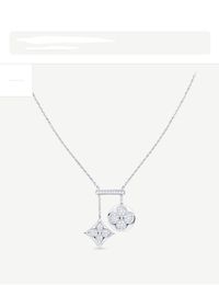 Luxury 10 Diamond four Leaf Clover Pendant Necklace inlaid with diamonds 925 silver chain 18k Gold Plated Rose Gold Classic Elegant Necklace Engagement Jewellery Gift