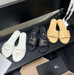 Mens Womens Slippers Sliders Sandal Fashion Summer Loafer Beach Casual Shoes Flat Channel Luxury Designer Slide Top Quality Black White Mule Sandale Man Pool Girl 31