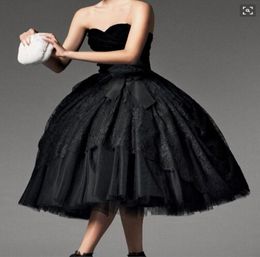 Ball Honed Черные кружевные вечерние платья многослойные выпускные платья с бархатной вечеринками без бретелек 2356207