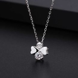 Fashion Designer Pendant Necklaces Difeng S999 Sterling Silver Clover Necklace Womens Korean Version Lucky Grass Zircon Pendant Collarbone Chain Light Luxury Net