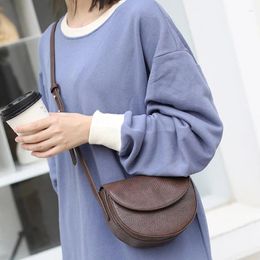 Shoulder Bags Internet Celebrity Semicircle Flip Ins Retro Commuter Simple Solid Color PU Leather Messenger