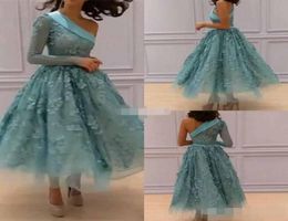 Custom 2019 One Shoulder Prom Dresses 3D Floral Appliques Evening Gowns Long Sleeves Ankle Length A Line Vestidos Women Formal Par1413885