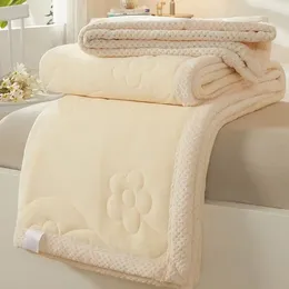 Blankets Thickened Plush Blanket Cover Winter Super Thick Coral Flannel Sofa Small Comforter Bed Two-sided