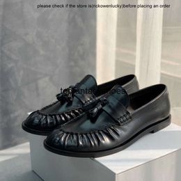 The row shoes Row original The The leather tassel is the shoes row for the small crowd. Womens English flat heel shoes casual small leather shoes 2024