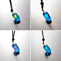 Pendant Necklaces Luminous Resin Necklace Fashion Jewelry Adjustable Handmade Jellyfish Birthday Gift For Women Men Drop